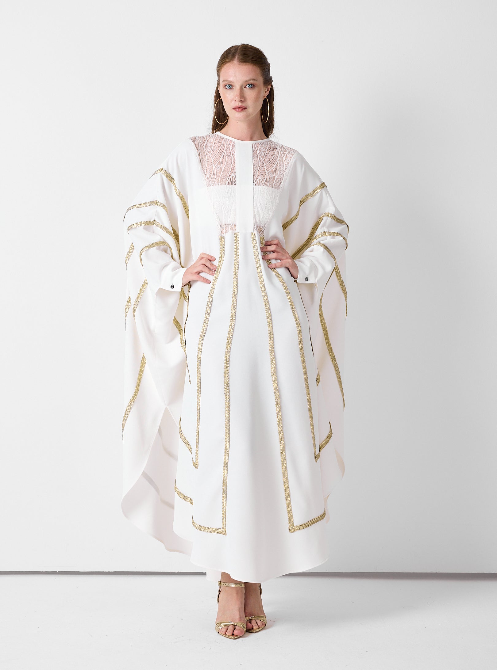 Royal Of White Kaftan with Golden Accents - Store WF