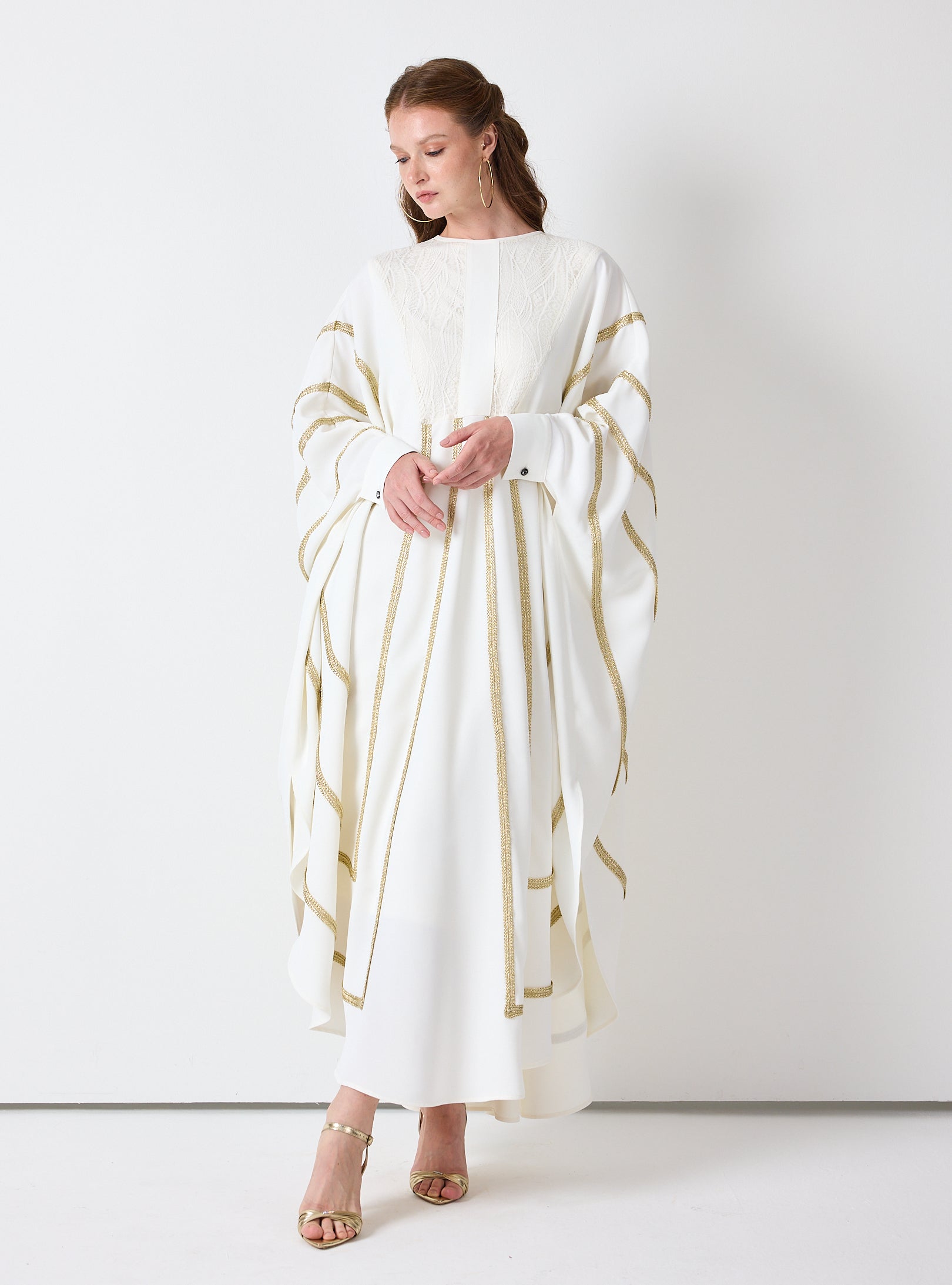 Royal Of White Kaftan with Golden Accents - Store WF