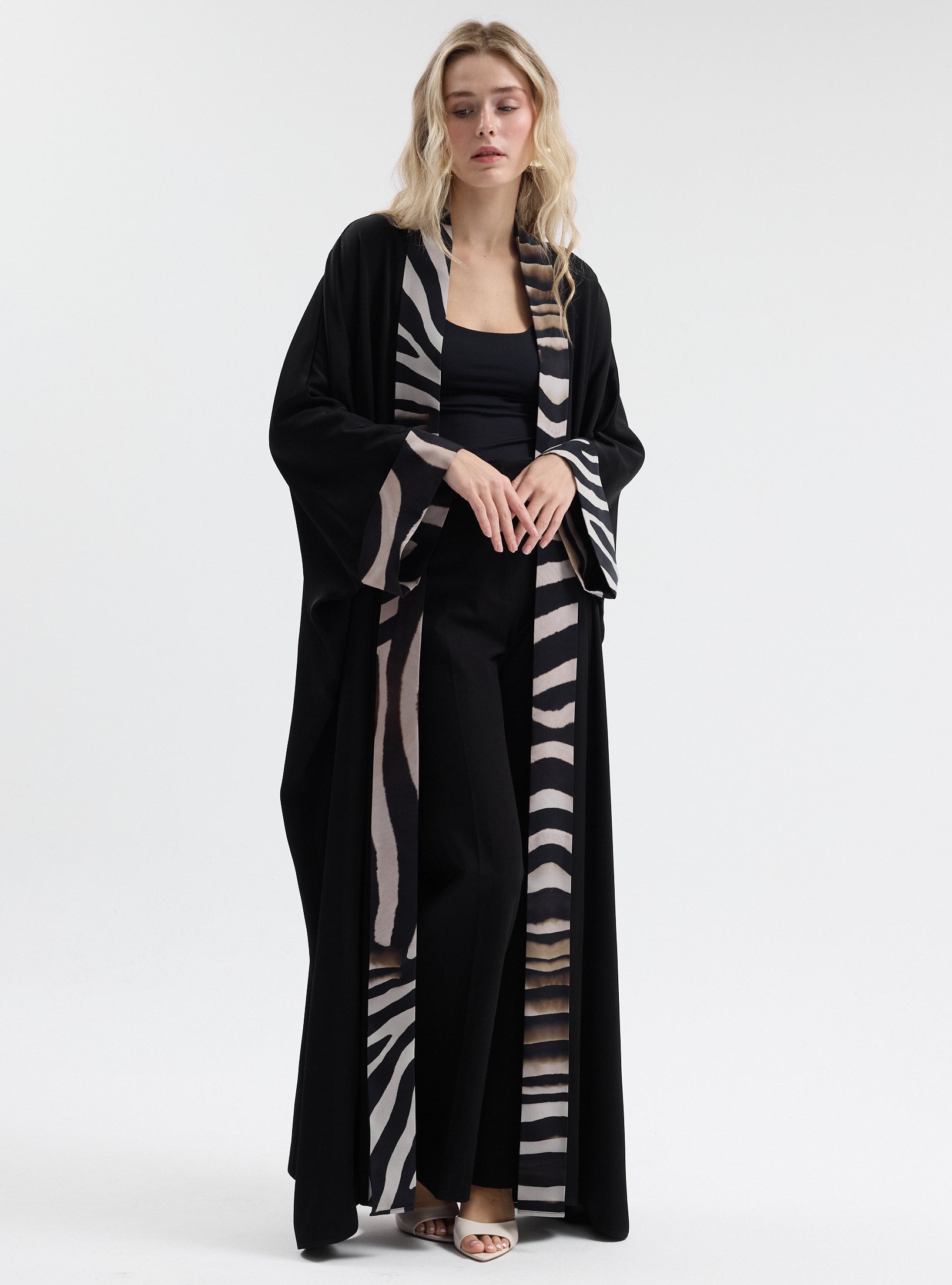 Black Leopard Abaya - Store WF