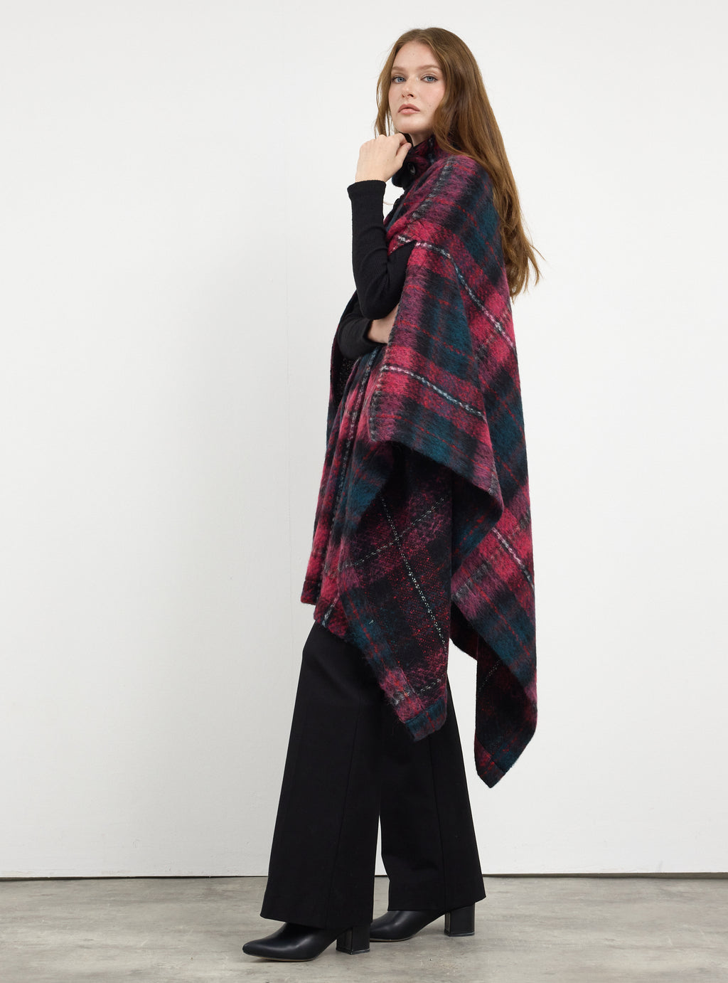 Wool blend buttoned cape