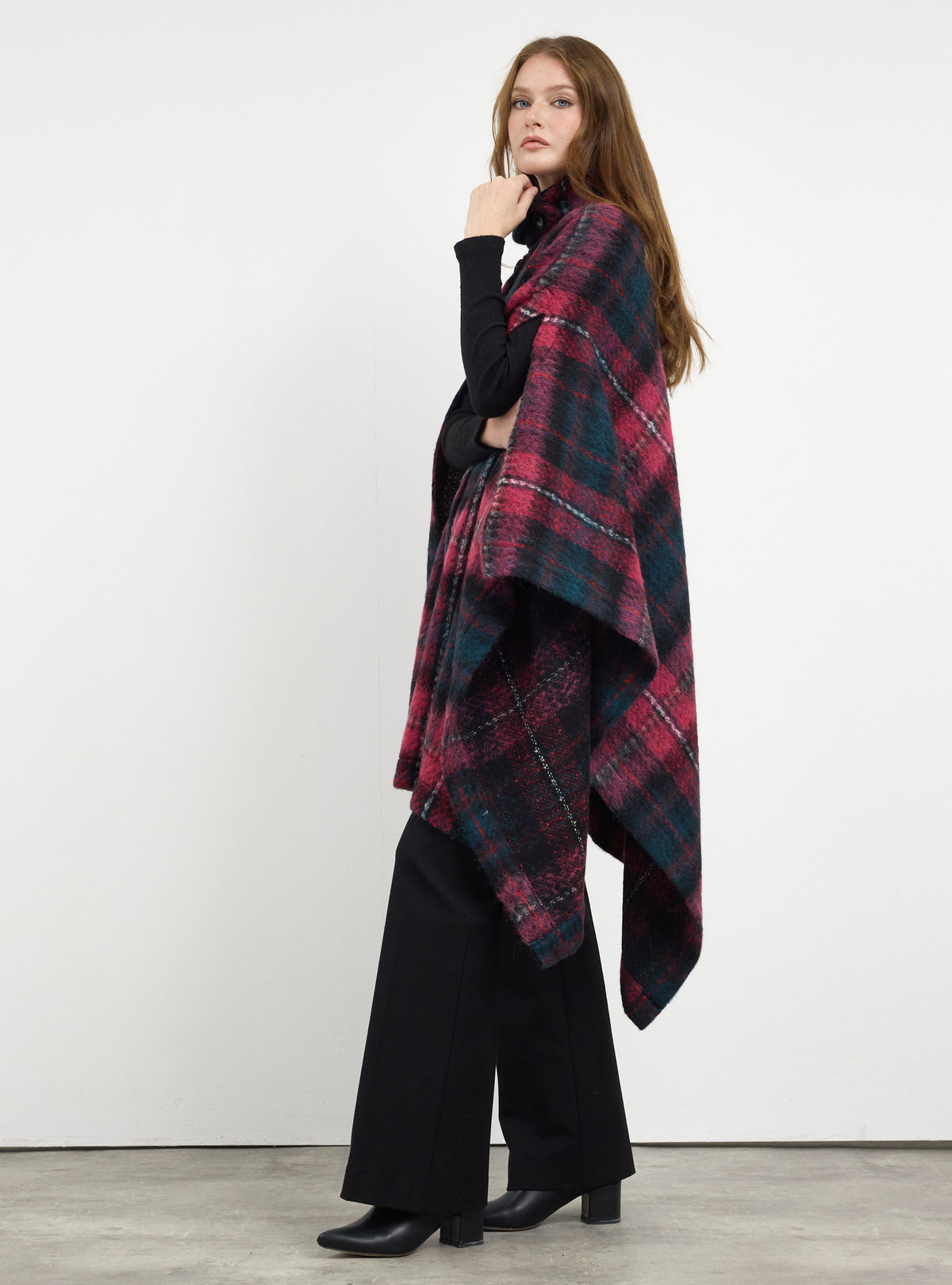 Wool blend buttoned cape