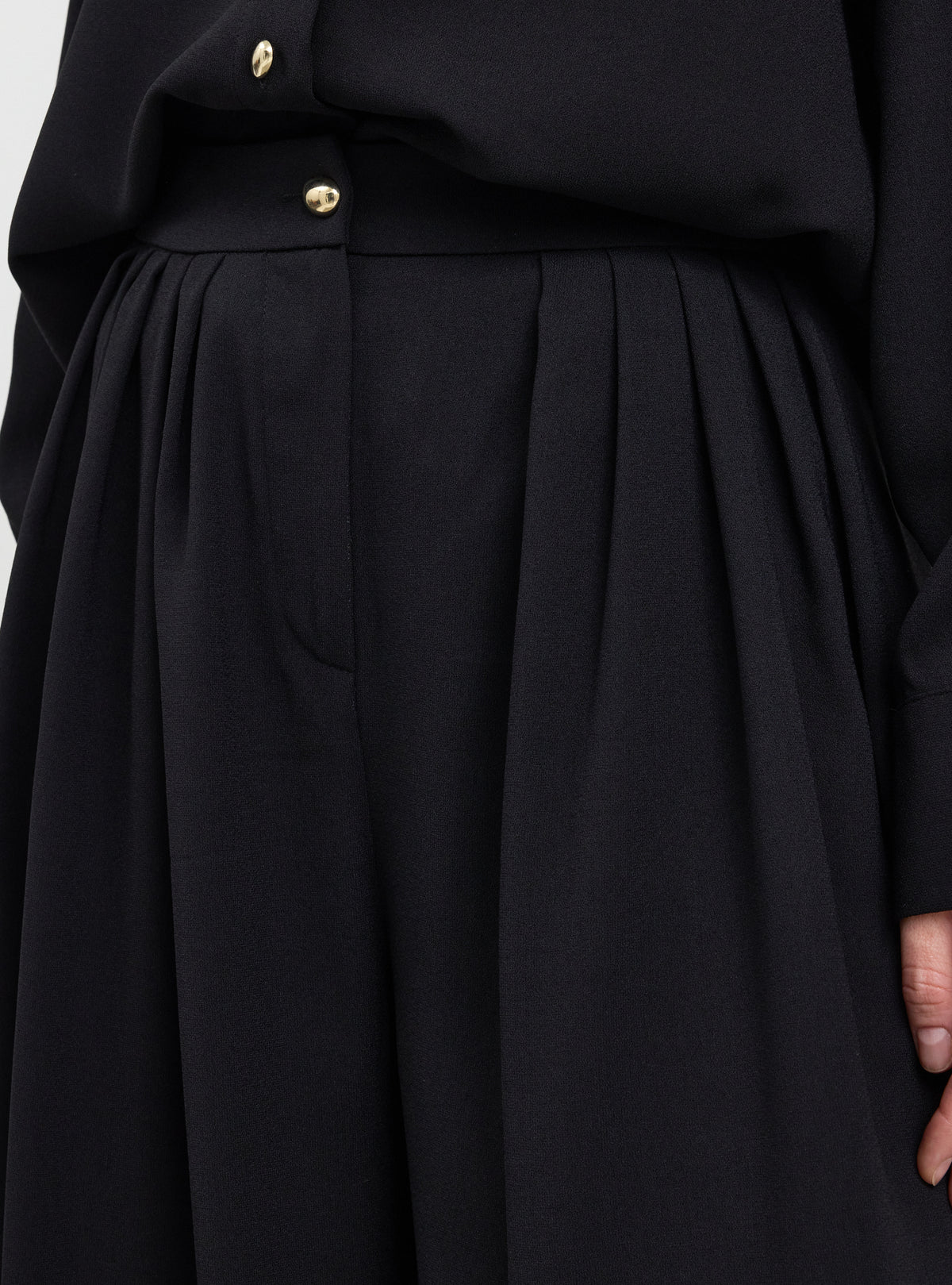 Black Pleated Wide-Leg Trouser Shirt -Set