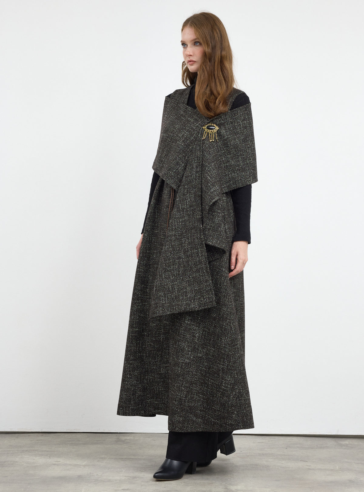 Wool Gilet With Scarf and Brosch Set