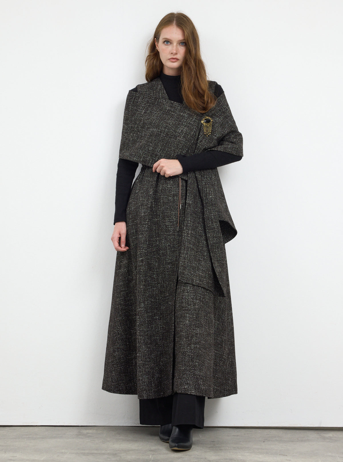 Wool Gilet With Scarf and Brosch Set