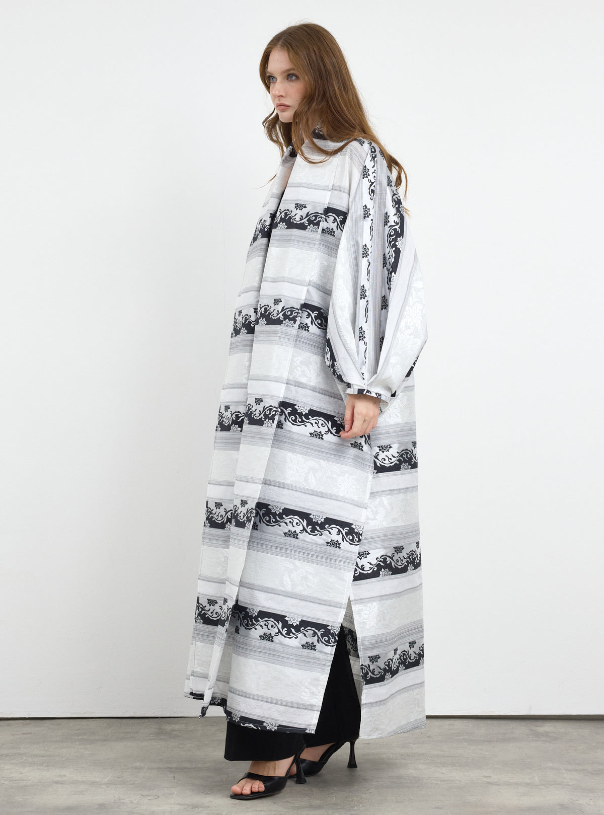 Black & White Jacquard Abaya