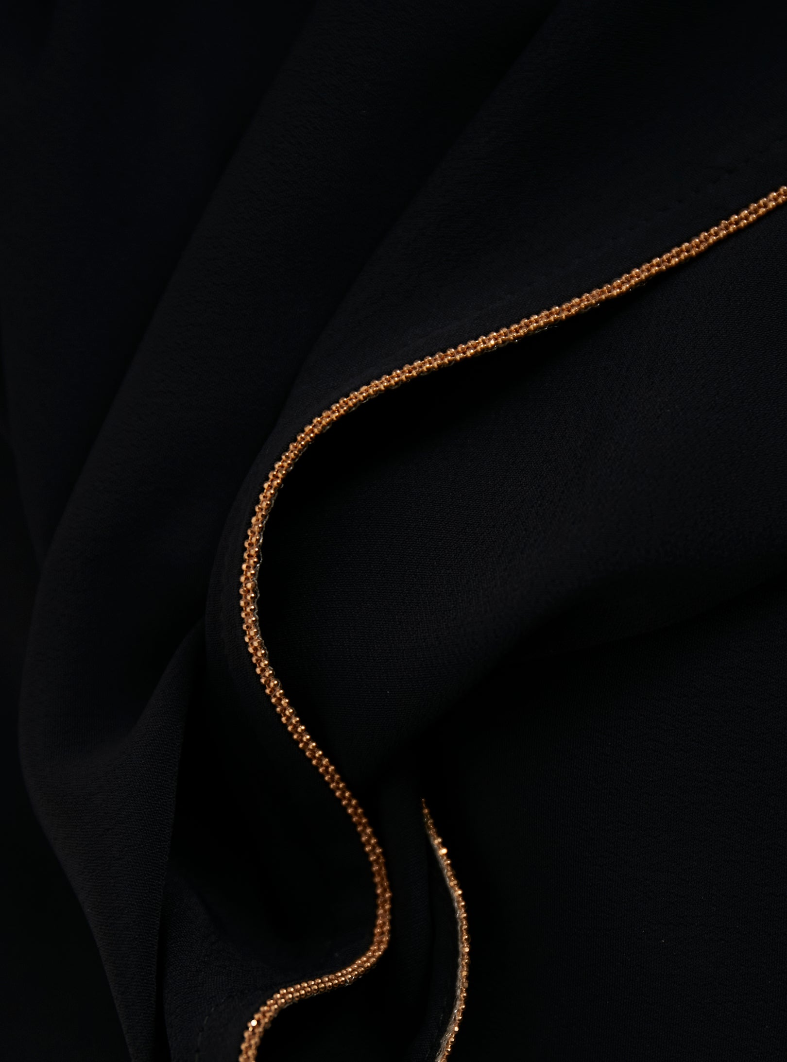 Lacivert Altın Zincirli Şal Başörtüsü 