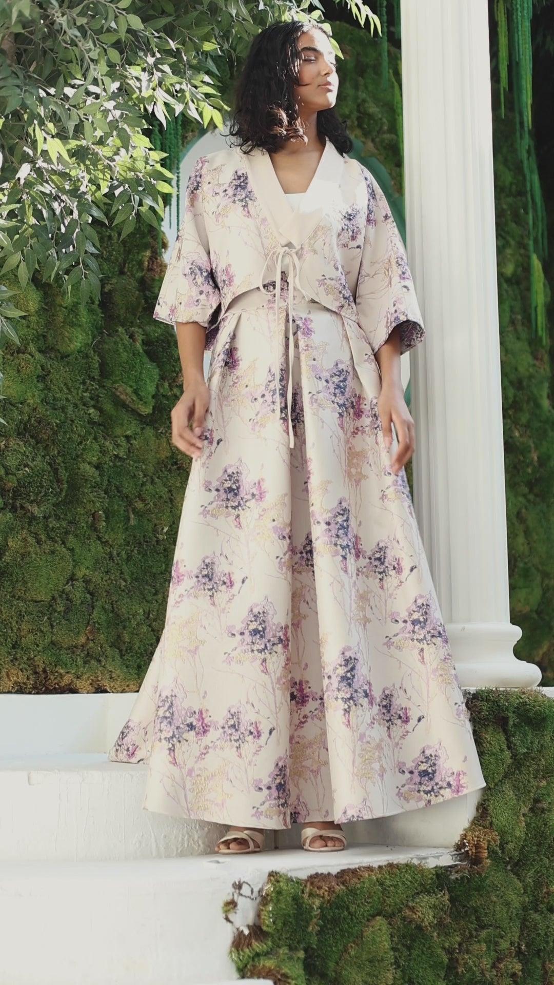 Çiçek Desenli Jakarlı Ceket ve Etek Takımı