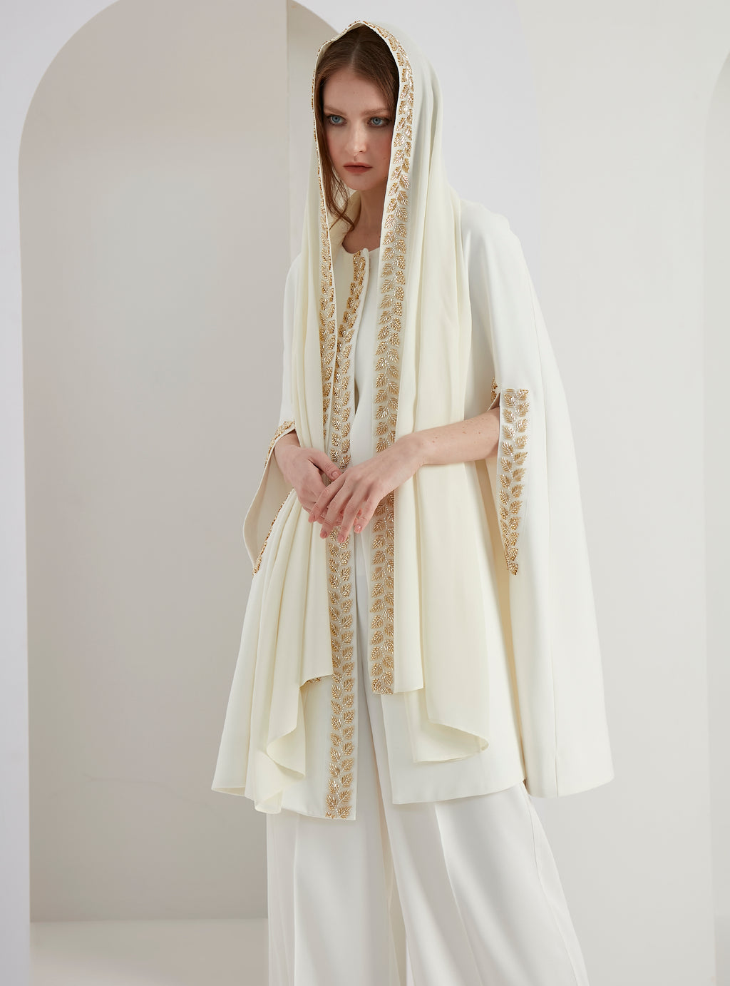 White Embellished Cape With Embellished Scarf Set - Store WF
