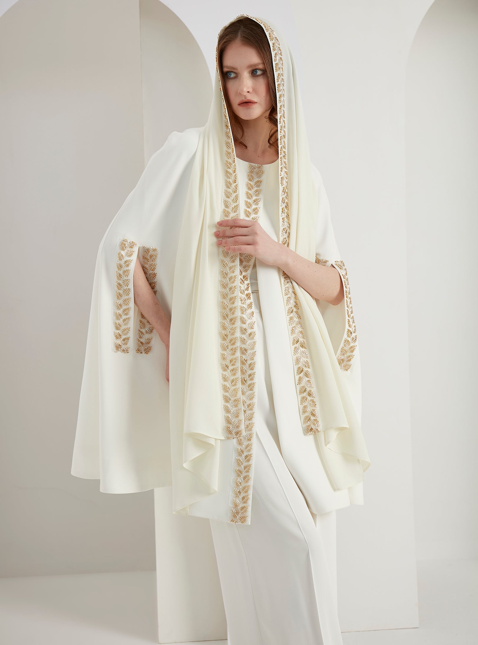 White Embellished Cape With Embellished Scarf Set - Store WF