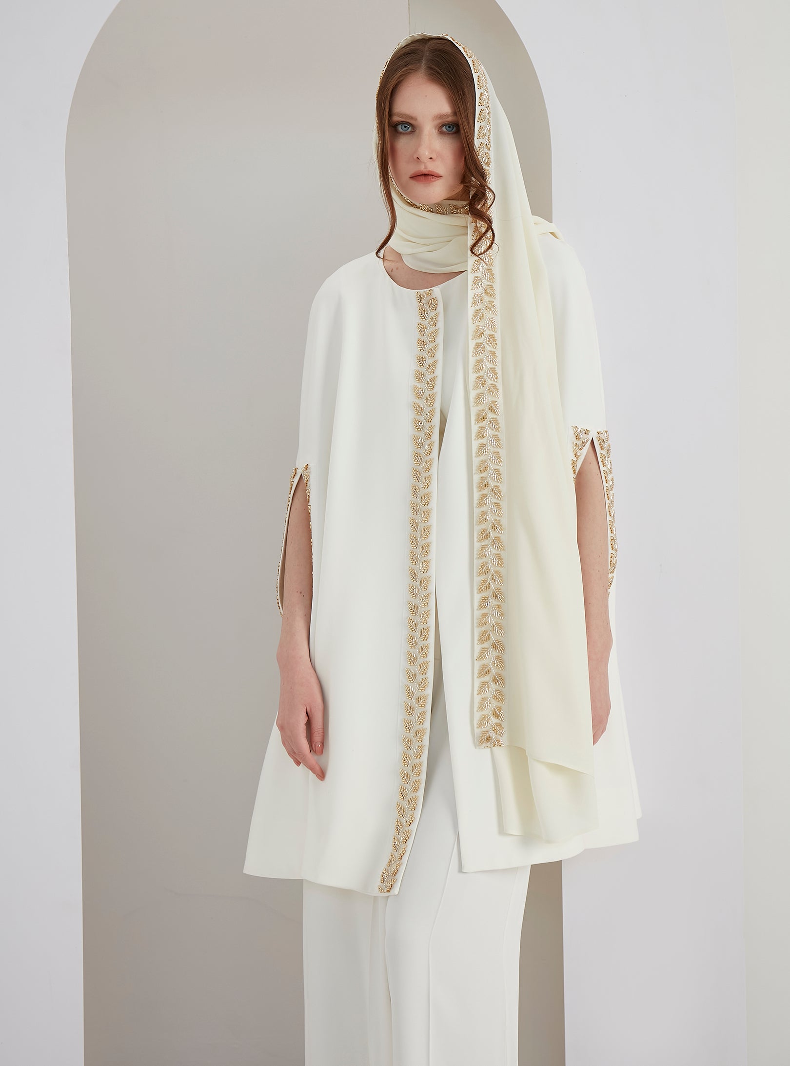 White Embellished Cape With Embellished Scarf Set - Store WF