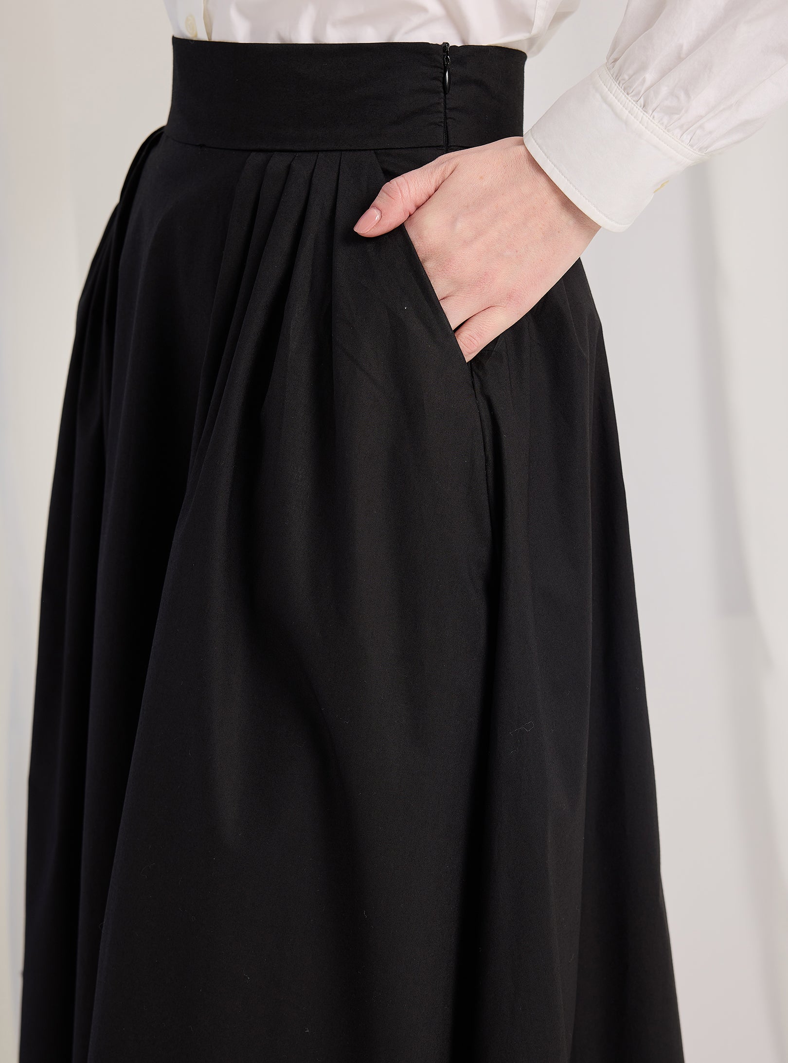 Black Cotton-Poplin Plited Maxi Skirt - Store WF