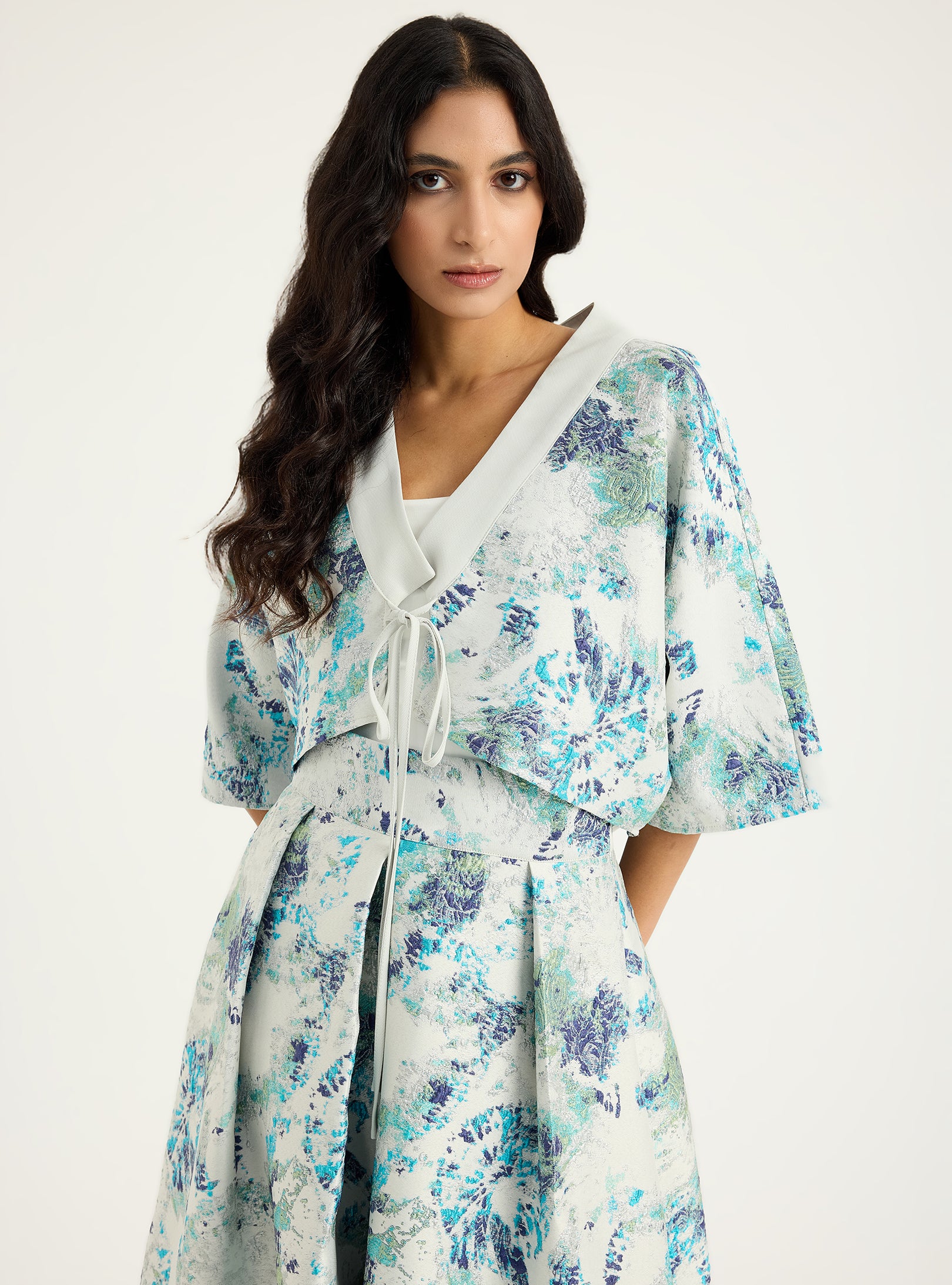 Jakarlı Ceket ve Etek Takımı