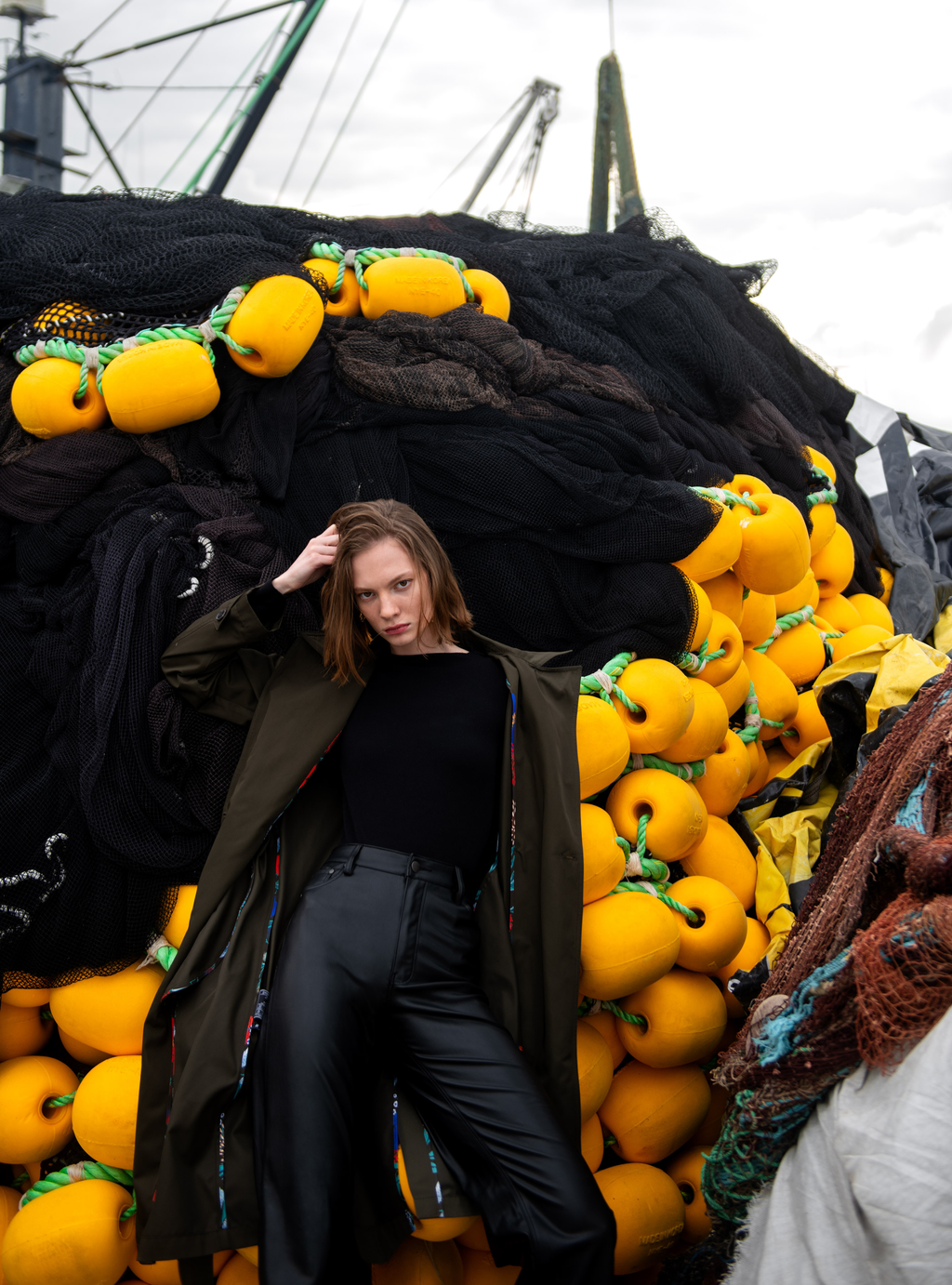 2-in-1 Detachable Vest Trench Coat