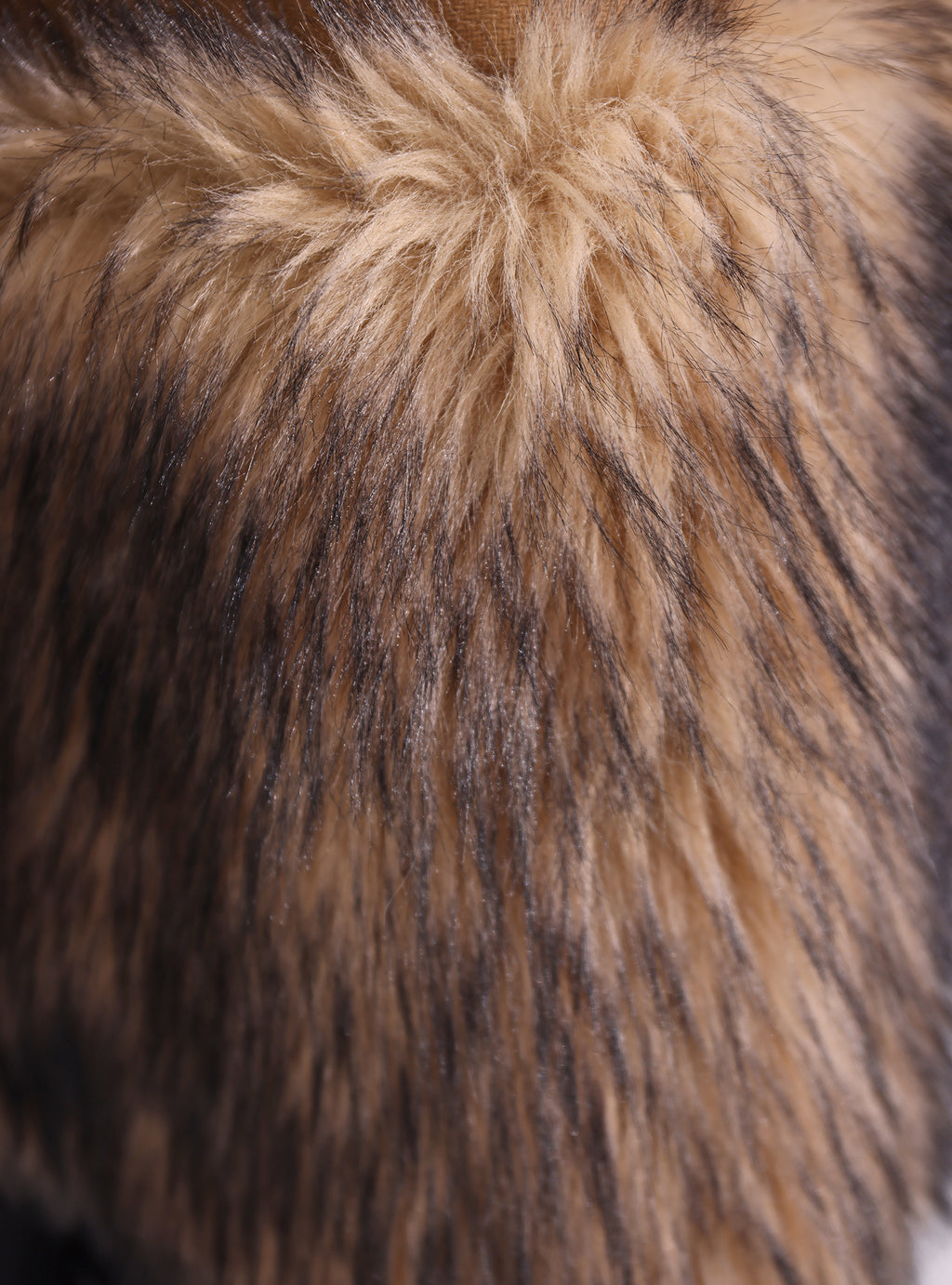 Suni Kürk Detaylı Deve Tüyü Yünü Yelek ve Şal