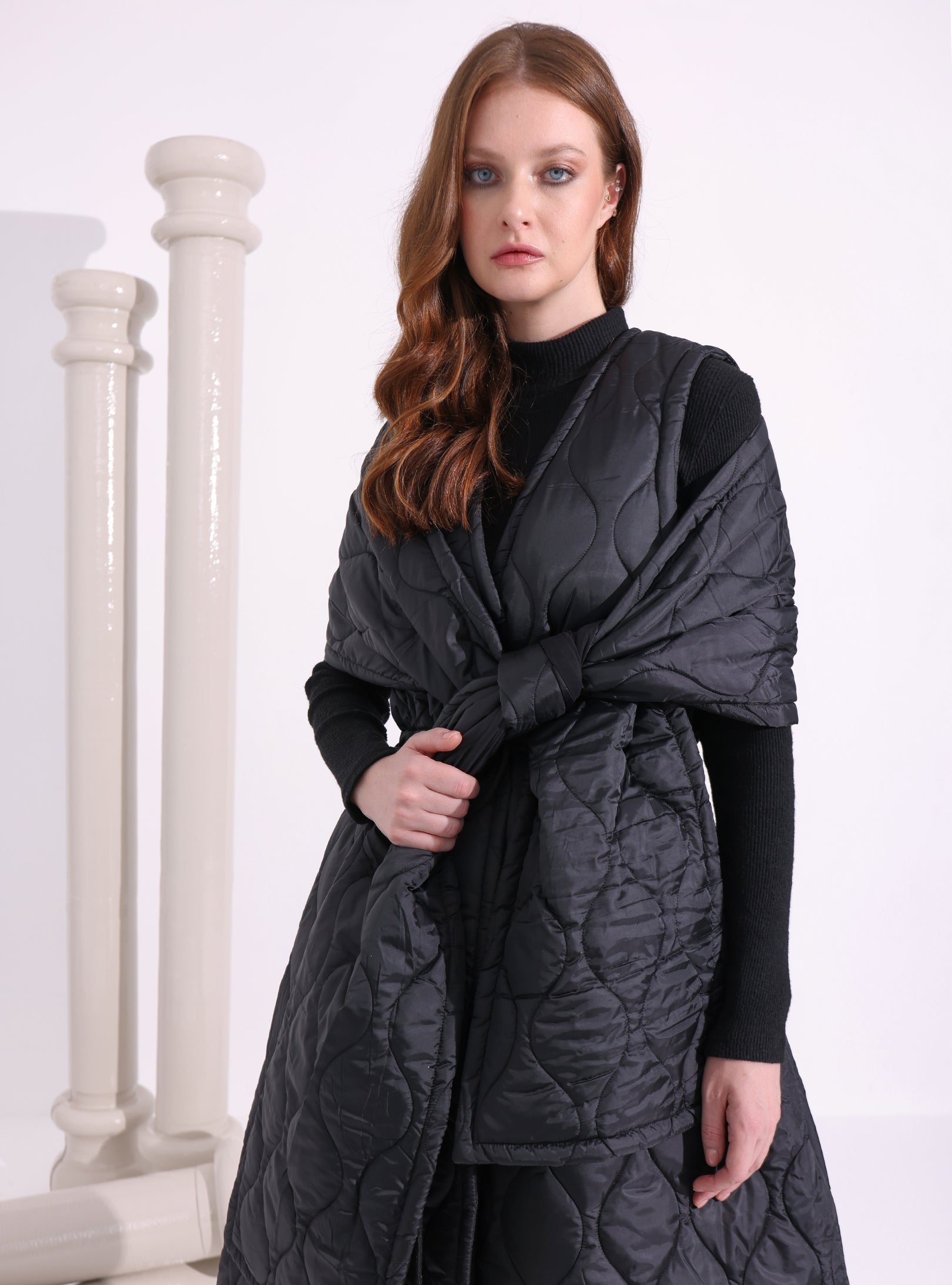 Black Quilt Puffer Gilet With Scarf - Store WF