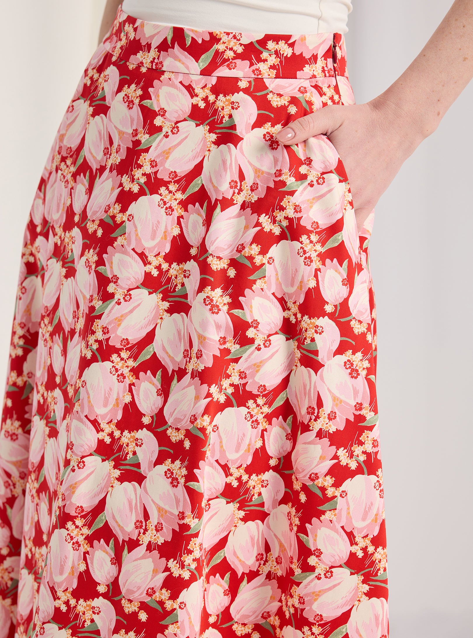 Red Printed Maxi Skirt - Store WF